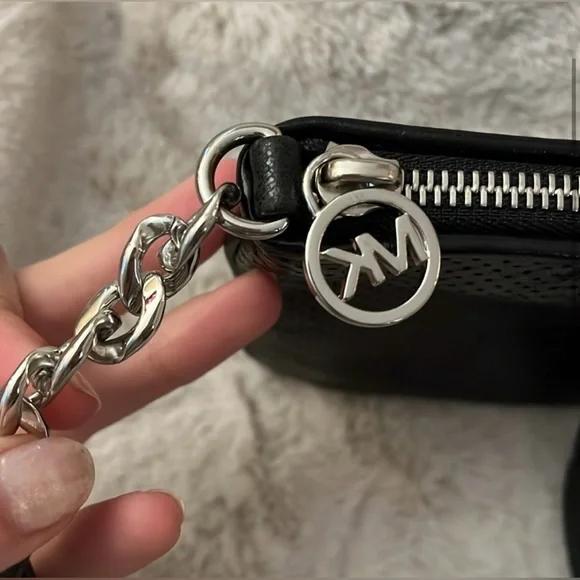 Michael Kors Black Patent Leather Zip Crossbody Bag